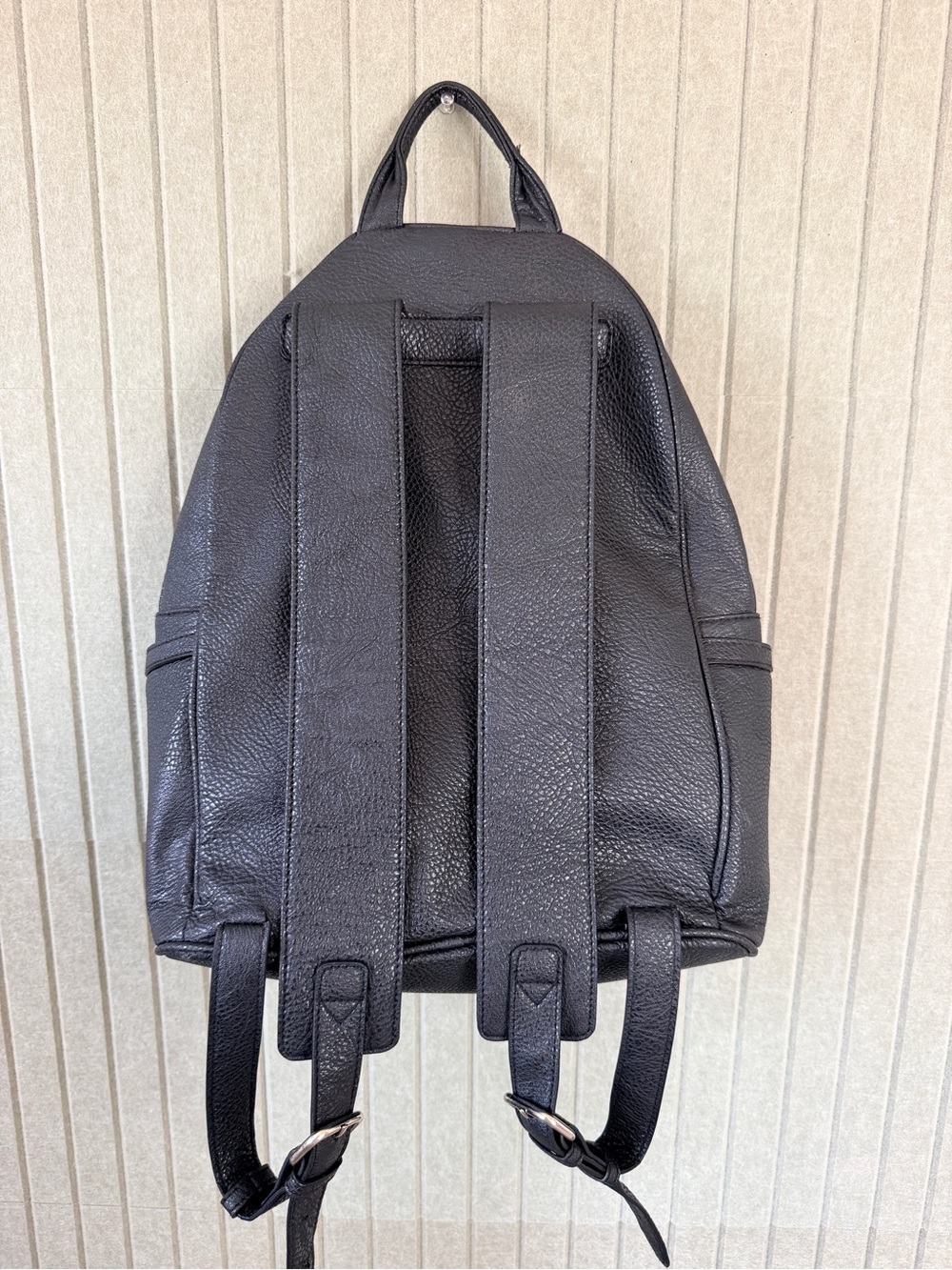 Jones New York Black Quilted Leather Backpack - Picture 6 of 6